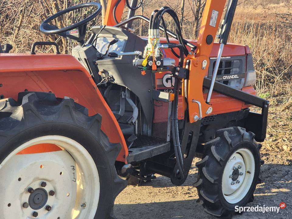 Traktorek KUBOTA GL23D 23 44 Wspomaganie Napęd 4x4 dolnośląskie Małuszyn sprzedam