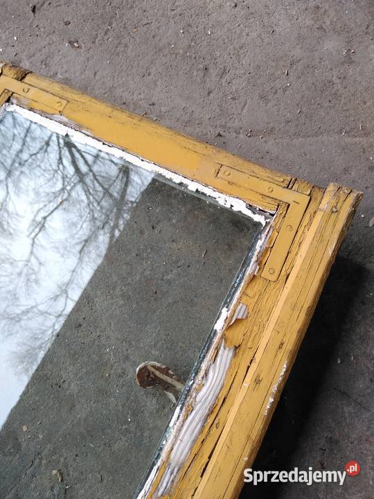 Stara drewniana podwójna rama okienna ramka okno