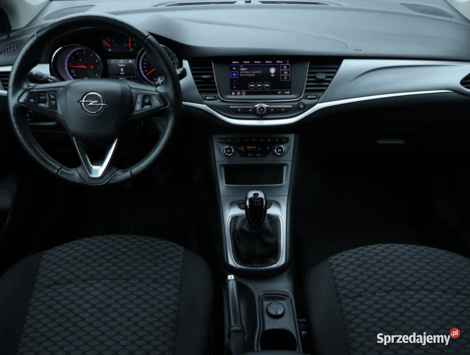 Opel Astra 12 Turbo