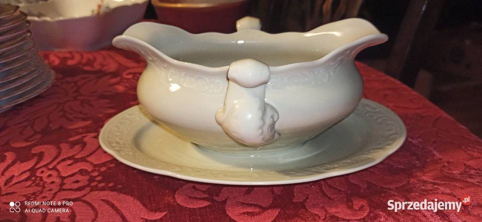 Sosjerka porcelanowa W kolorze ecru Ciekawa pomorskie