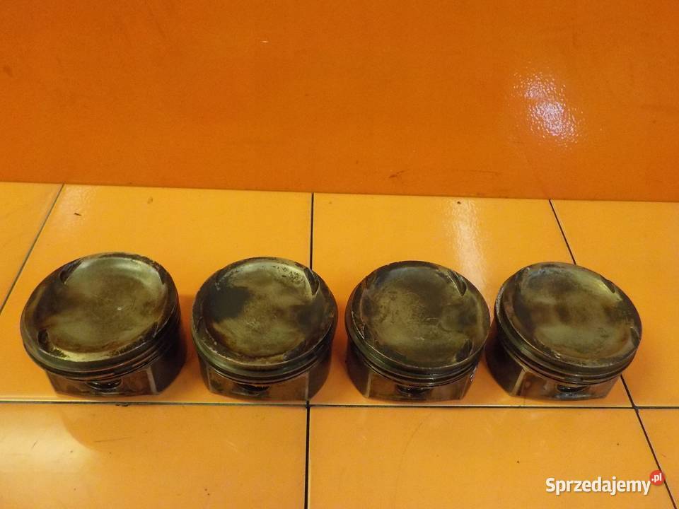 MERCEDES CLK W209 18 K 09r 184 271 tlok 174 osobowe mazowieckie Suków sprzedam