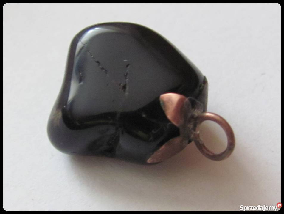 Wisiorek czarny kamień Płock