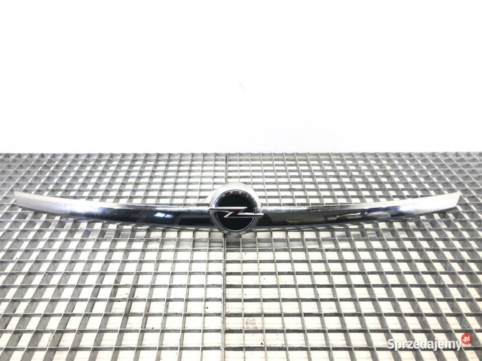 LISTWA KLAPY TYŁ OPEL INSIGNIA A Hatchback 0817 osobowe