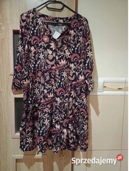 NOWA Śliczna sukienka damska Hajnówka