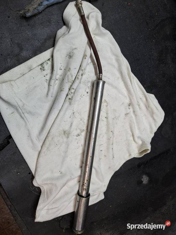 Pompka oryginalna Motorynka sprawna z wężykiem Koszalin sprzedam