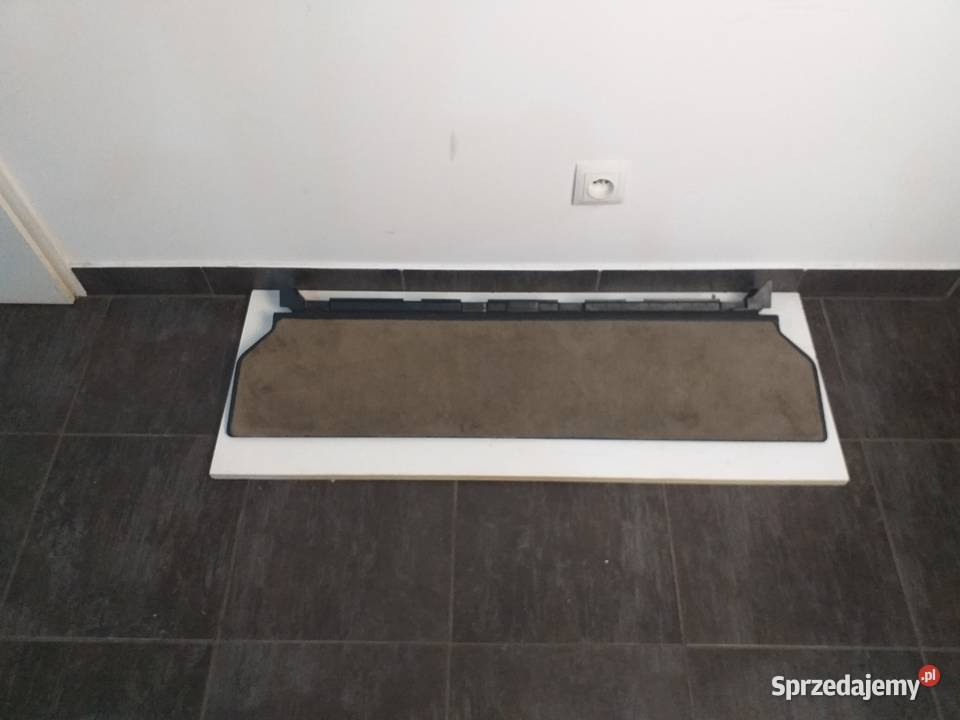 PODŁOGA TAPICERKA LAND ROVER DISCOVERY 4 łódzkie