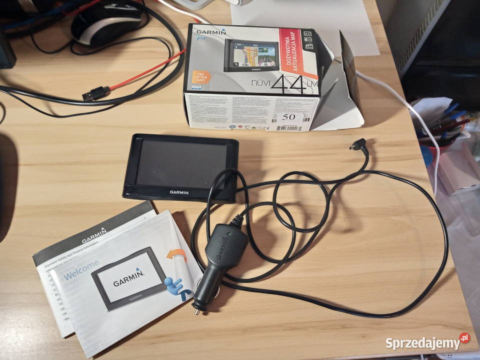 nawigacja samochodowa GARMIN 44LM NUVI 1