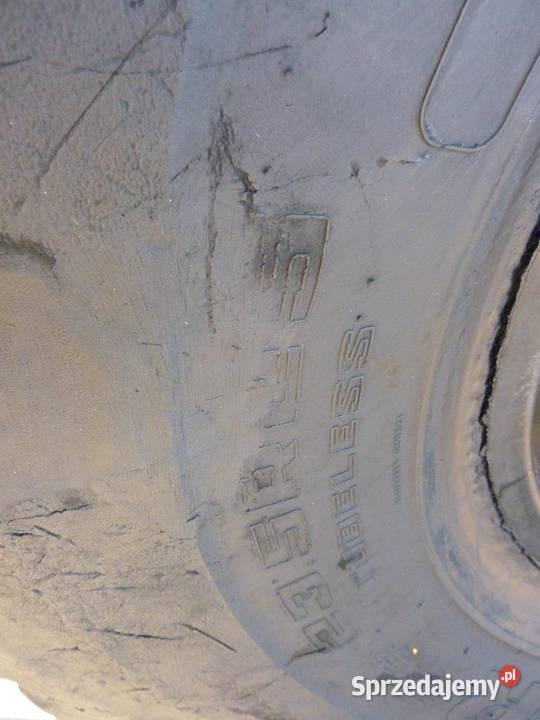 Opona używana przemysłowa 235R25 GOODYEAR GP40 Zaścianki