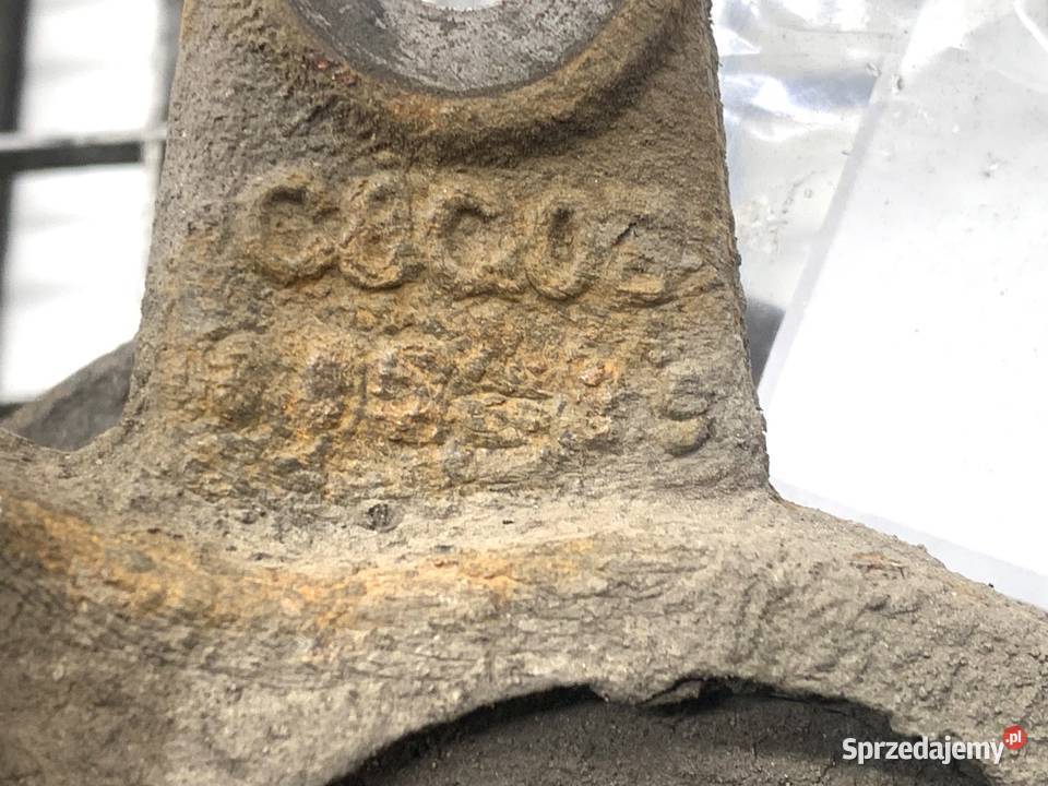 ZWROTNICA PRAWY PRZÓD FORD FIESTA MK7 12 60 Zwrotnice sprzedam