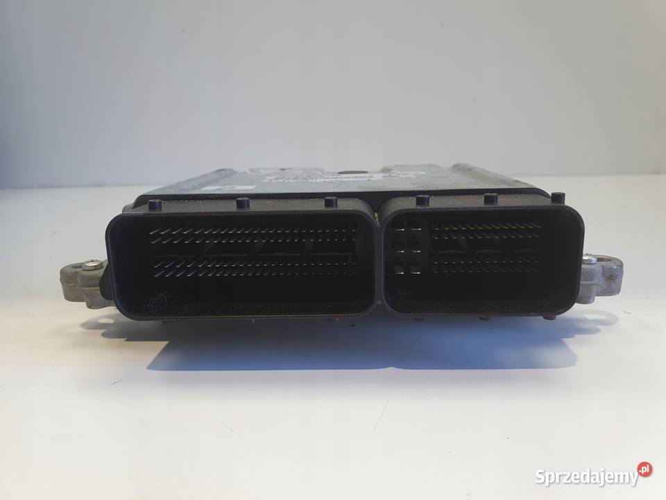 Volvo V40 II 20 D3 STEROWNIK SILNIKA komputer