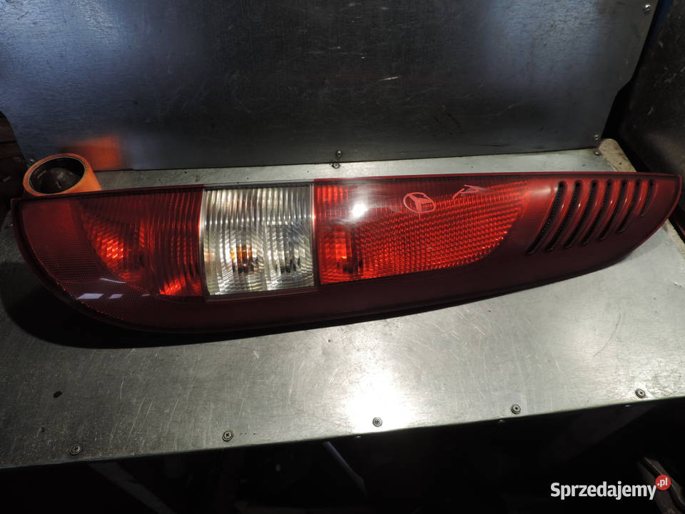 MERCEDES VANEO W414 LAMPA PRAWY TYŁ Nowy Sącz