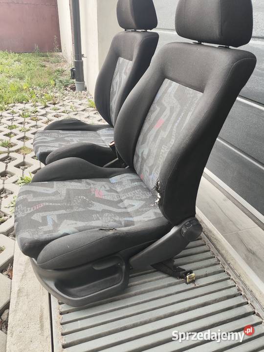 Fotele przednie golf 3 GT 5d Fotele i kanapy Wolica