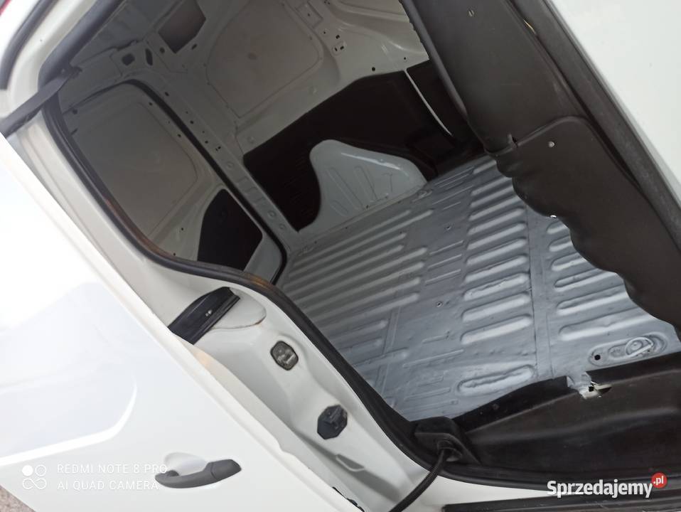 Citroen berlingo lift ladniutkie klima 3 osoby Pilzno sprzedam