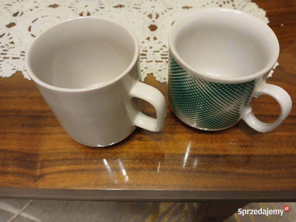 Kubki z czasów PRLu sygnowana ChodzieżĆmielów i Warszawa