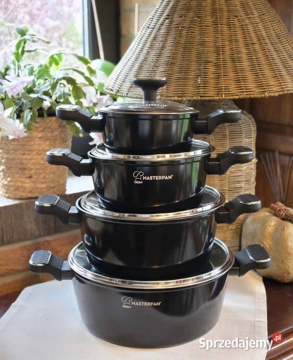 259 Garnki lakierowane czarne 4 sztuki Masterpan Zabrze