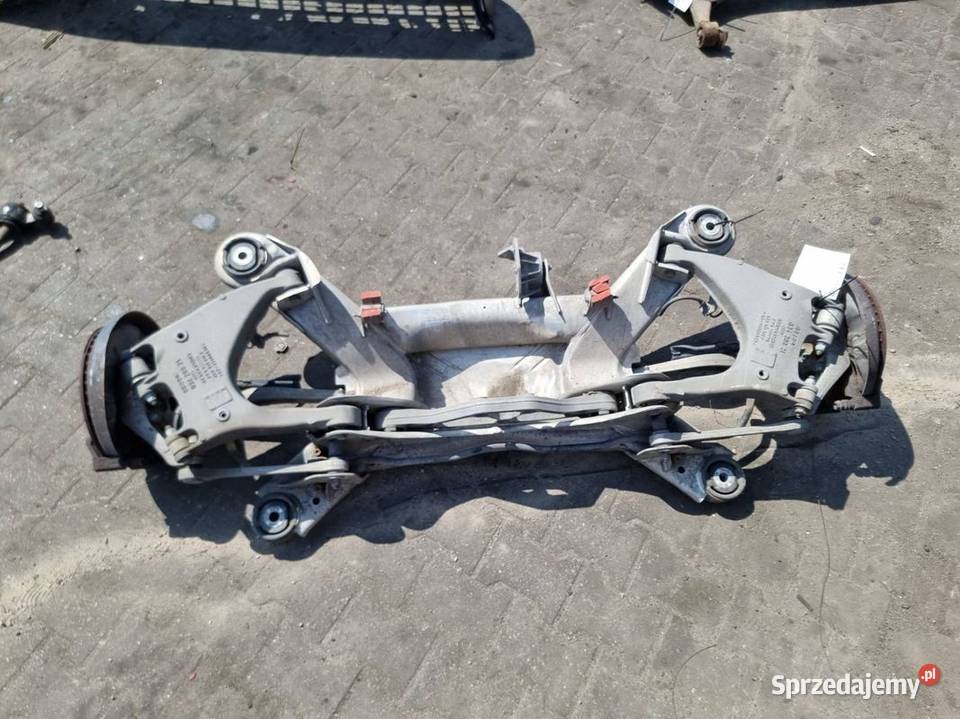 BELKA SANKI TYŁ AUDI A8 D3 4E0505235C Części samochodowe