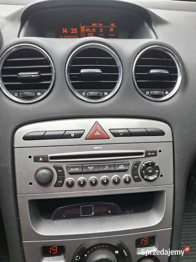 Peugeot 308 super stan Toszek