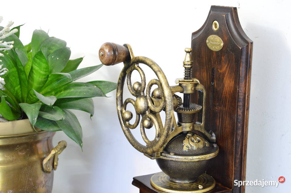 drewniany MŁYNEK do kawy żeliwny z kołem Jastrzębie-Zdrój