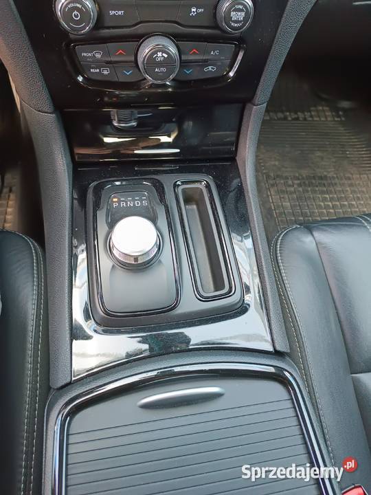 Chrysler 300S 36 benzyna