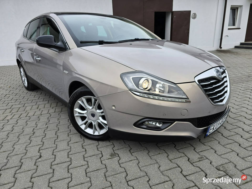 Lancia Delta 14Turbo Benz NavigacjaKlimatr 2 benzyna łódzkie