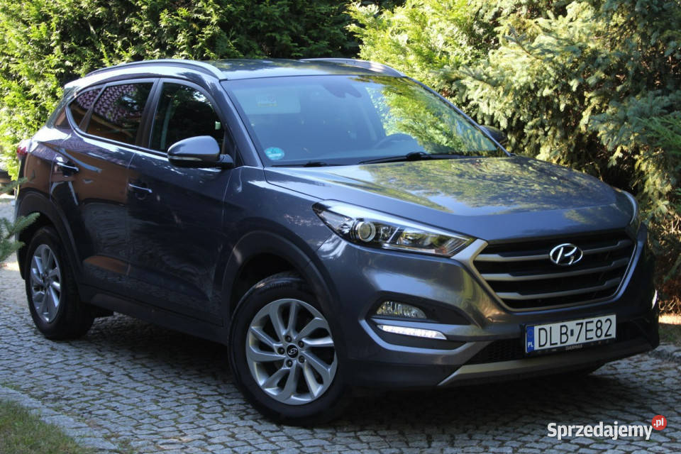 Hyundai Tucson Benzyna 124 Wyposażenie lakier metallic dolnośląskie Lubań