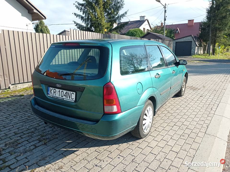 Ford Focus MK1 16 Benzyna 100 koni kombi zielony Kraków