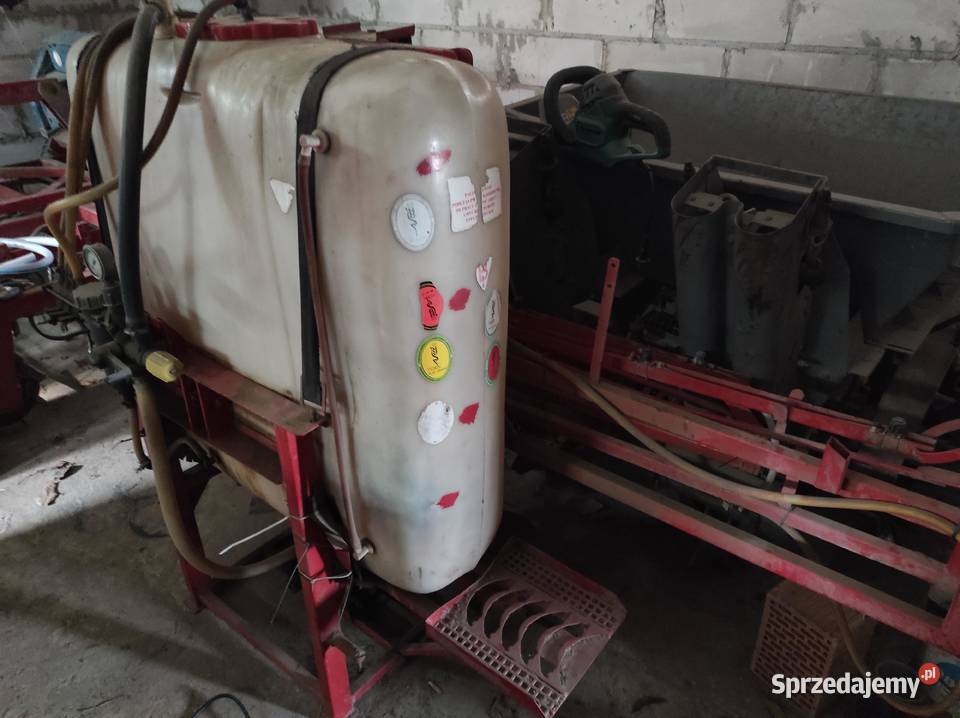 Sprzedam opryskiwacz podwieszany 400l Pruszcz