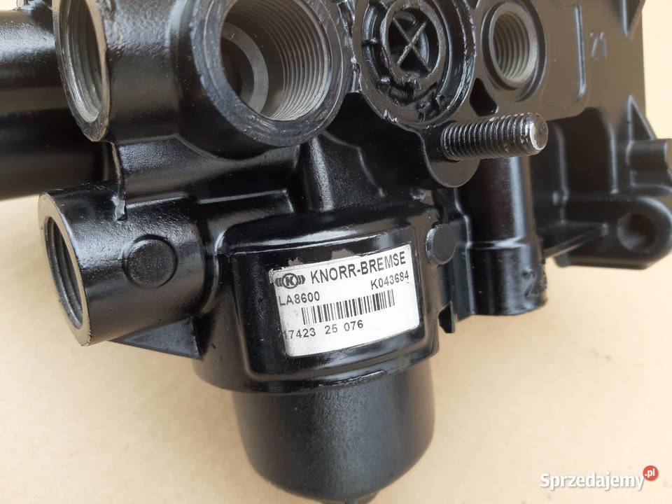 IVECO STRALIS ZAWÓR OSUSZACZ LA8600 K043684 lubuskie Trzciel sprzedam