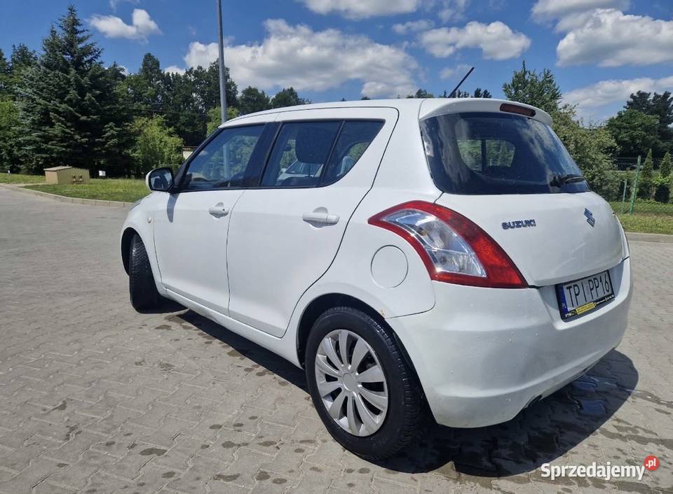 Suzuki Swift 13B 2012 LPG