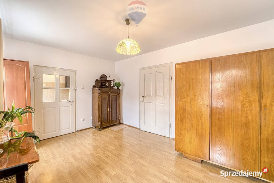 Dom z dużą działką 1700 m pośród jezior Lubrza