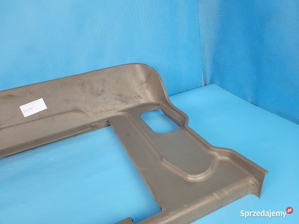 CASE IH PUMA 145 12r MATA PODŁOGOWA TYLNA Kabina i karoseria Kolno