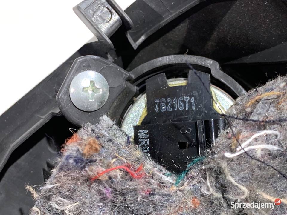 GŁOŚNIKI KOMPLET MITSUBISHI OUTLANDER III osobowe sprzedam