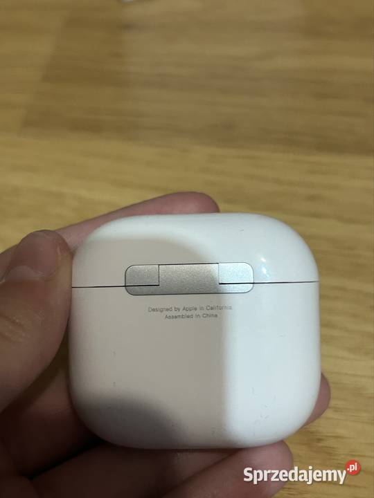 Słuchawki airpods 4 Brzostek