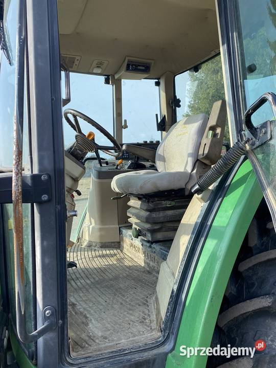 John Deere 6110 Premium biegi pełzające Biała