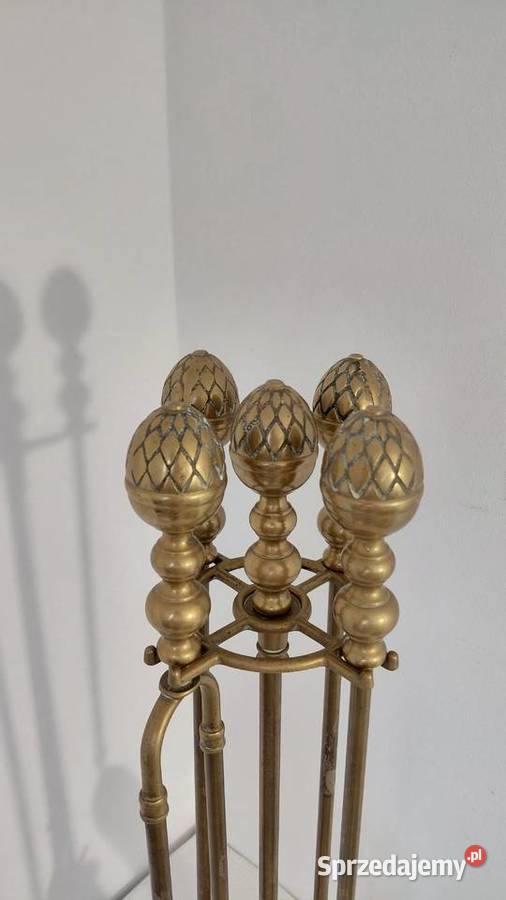 Ekskluzywny mosiężny zestaw kominkowy w stylu Krzykawa