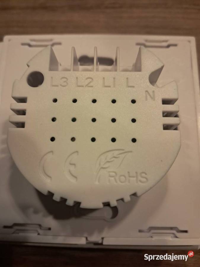 4 nowe inteligentne dotykowe włączniki światła Sandomierz sprzedam