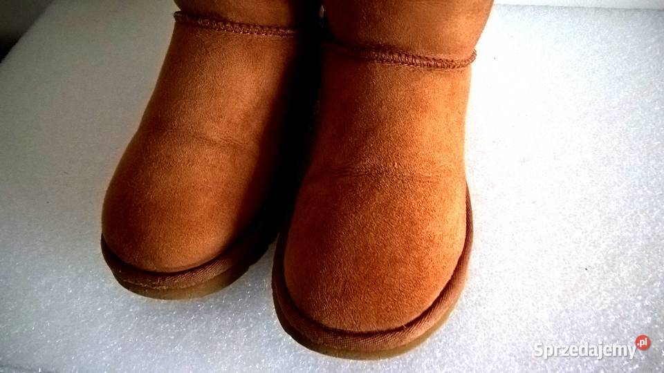 Buty UGG W Bailey Button 5803 NOWE 890 okazja podkarpackie