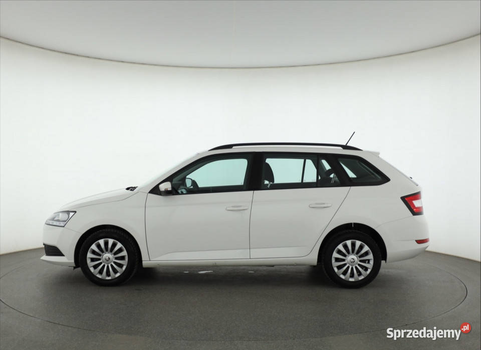 Skoda Fabia 10 TSI 70KM Piaseczno