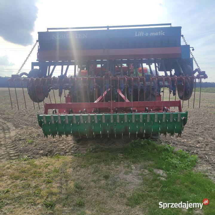 Zestaw uprawowosiewny nieuszkodzony Jadwisin