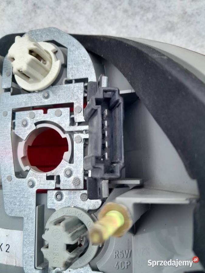 Lampa tylna lewa Mercedes E Klasa W210 kombi Tomaszów Mazowiecki