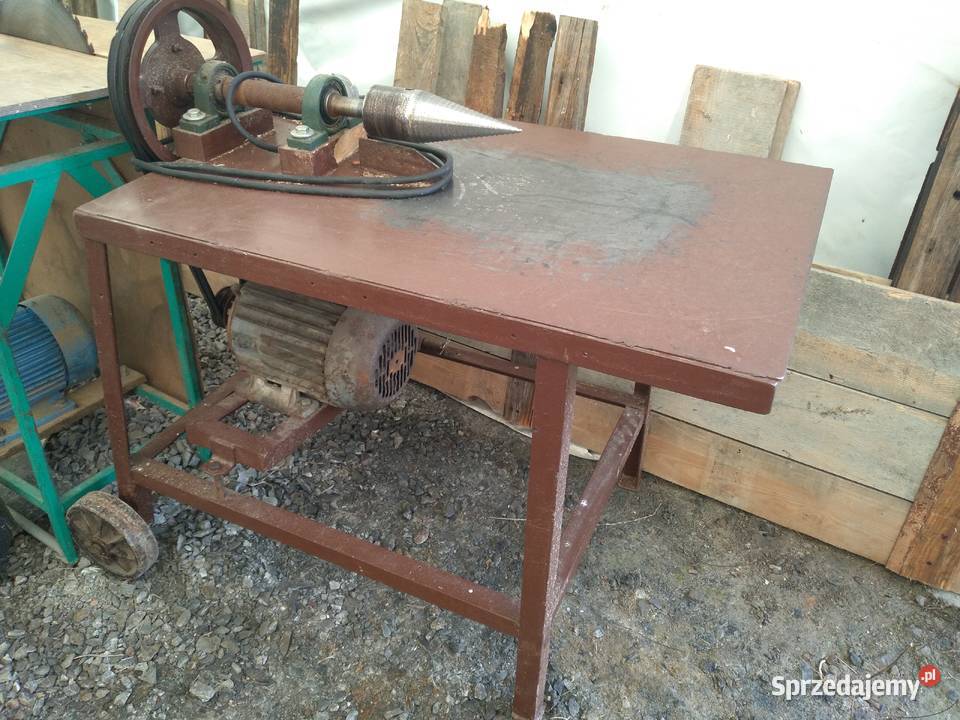 Łuparka świdrowa do drewna rębak 4KW Łuków