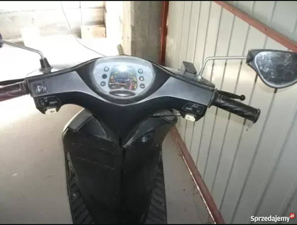 Skuter SUZUKI estilete 50 dwusuwowy Ostrowąs