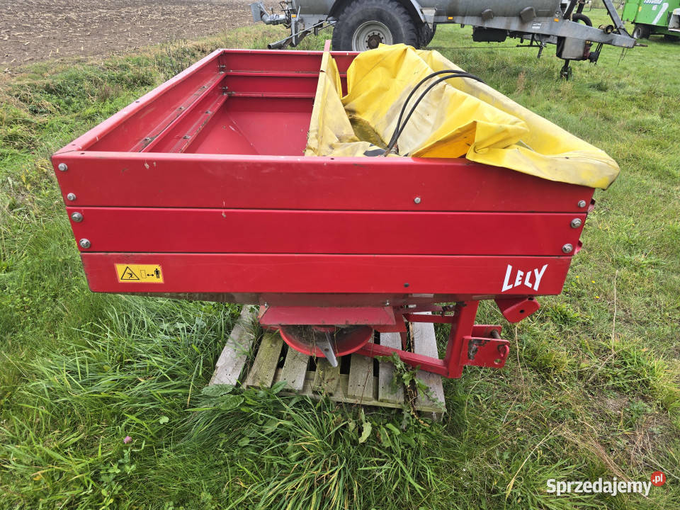 Rozsiewacz nawozów mineralnych LELY SE 1500 mazowieckie Drężewo