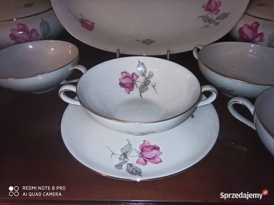 Serwis do kawy i do obiadu
KPM Krister
Z 1952 65 Porcelana i szkło Gdańsk