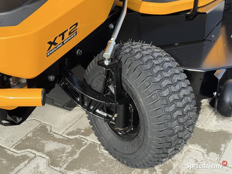 CUB CADET XT2 QS117 VTwin 24 Kawasaki Traktorek Dymki