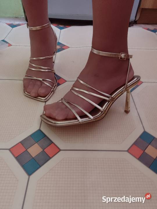 40 ASOS Złote sandałki wieczorowe z Londynu Kraków sprzedam