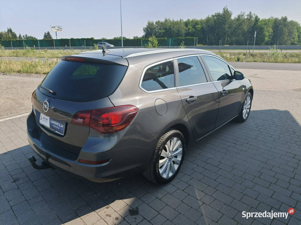 Opel Astra Sports Tourer J 20092019 ASR (kontrola trakcji) Opel