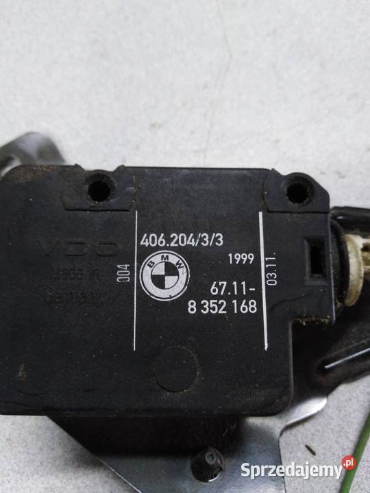 Siłownik klapki wlewu paliwa bmw e39 osobowe Centralne zamki Mieroszyno