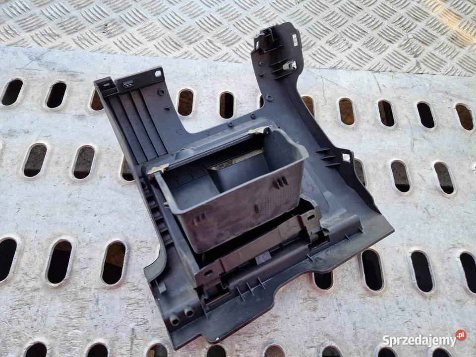 Schowek kierowcy volkswagen golf 5 obudowa osobowe