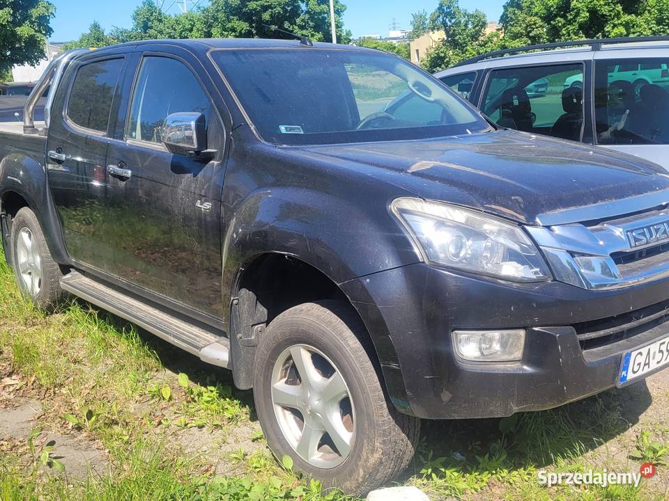 isuzu d 2014 25bi turbo 163 Rok produkcji 2014 Gdynia